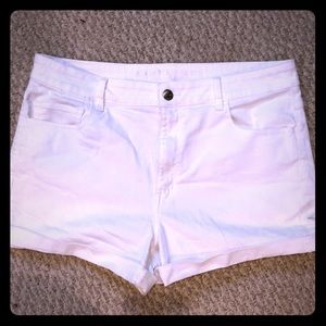 AEO white denim shorts
